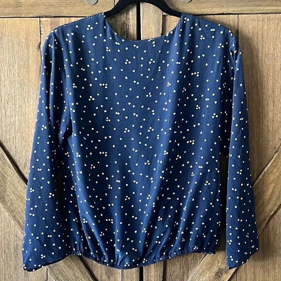 Madewell Faux Wrap 100% Silk Top with Heart Detailing Deep Navy Size Small EUC - Picture 4 of 7